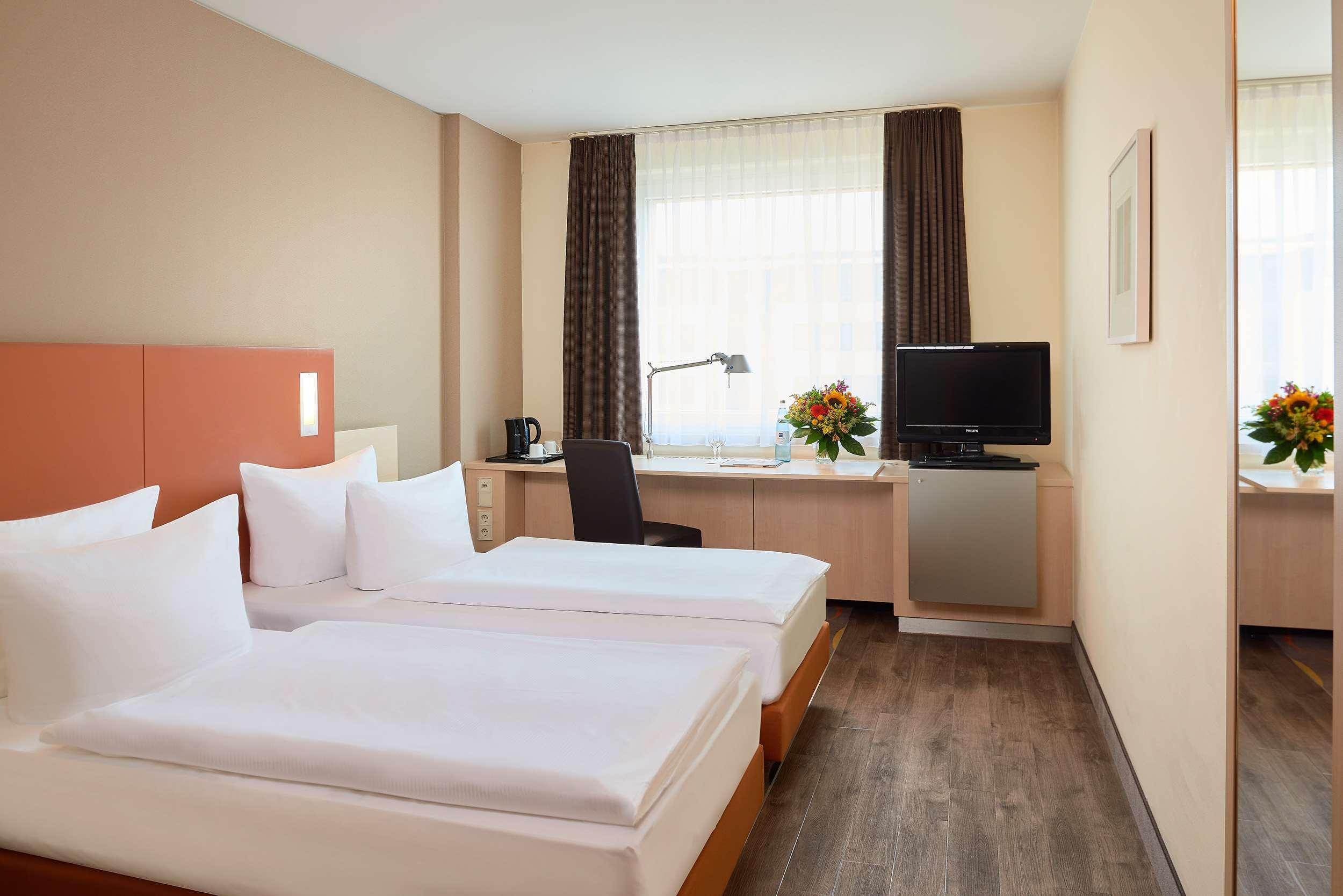 Essential By Dorint Berlin-adlershof 3* Berlijn